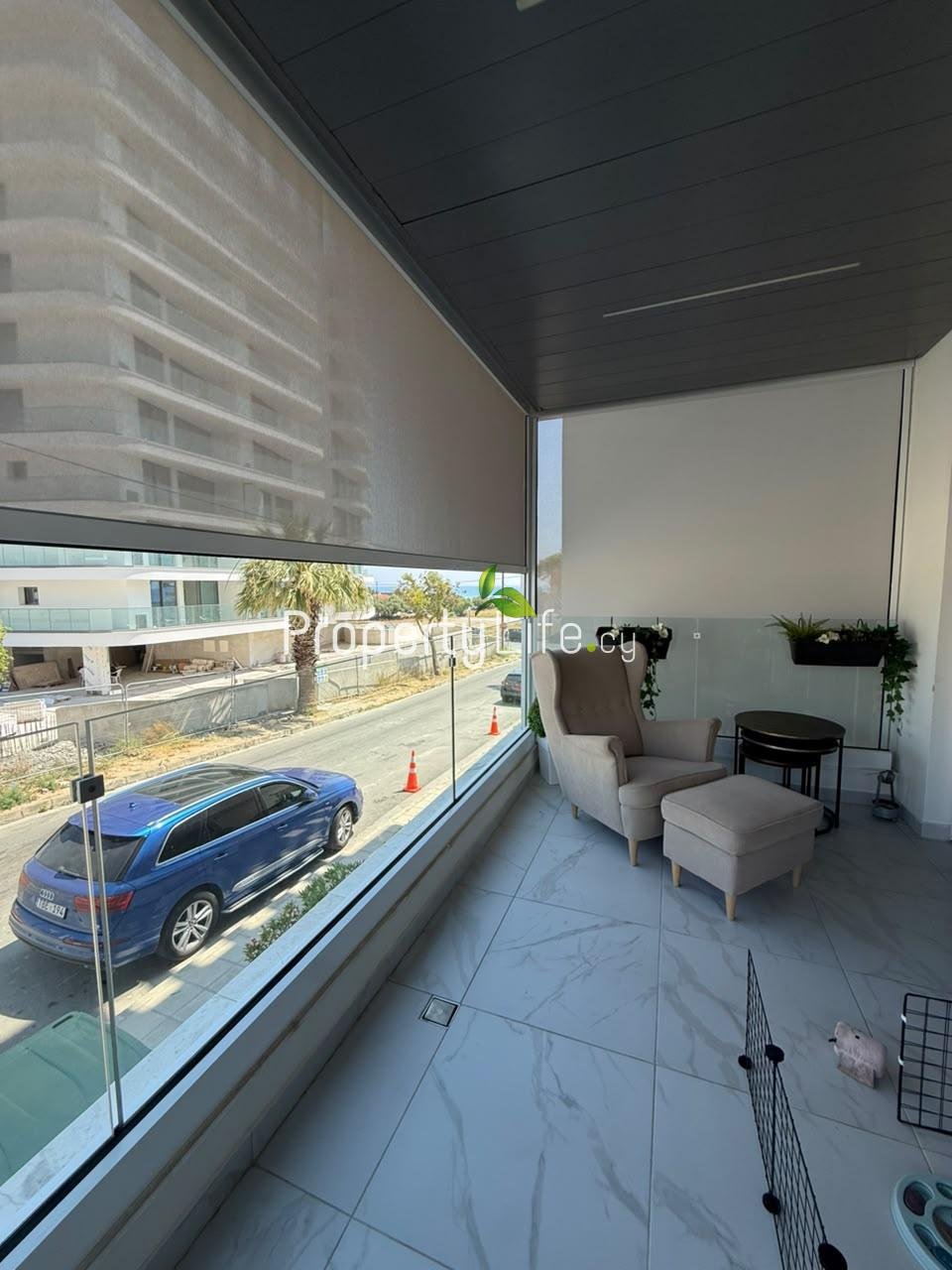 LUXURY 2-BEDROOM APARTMENT | MACKENZIE LARNACA