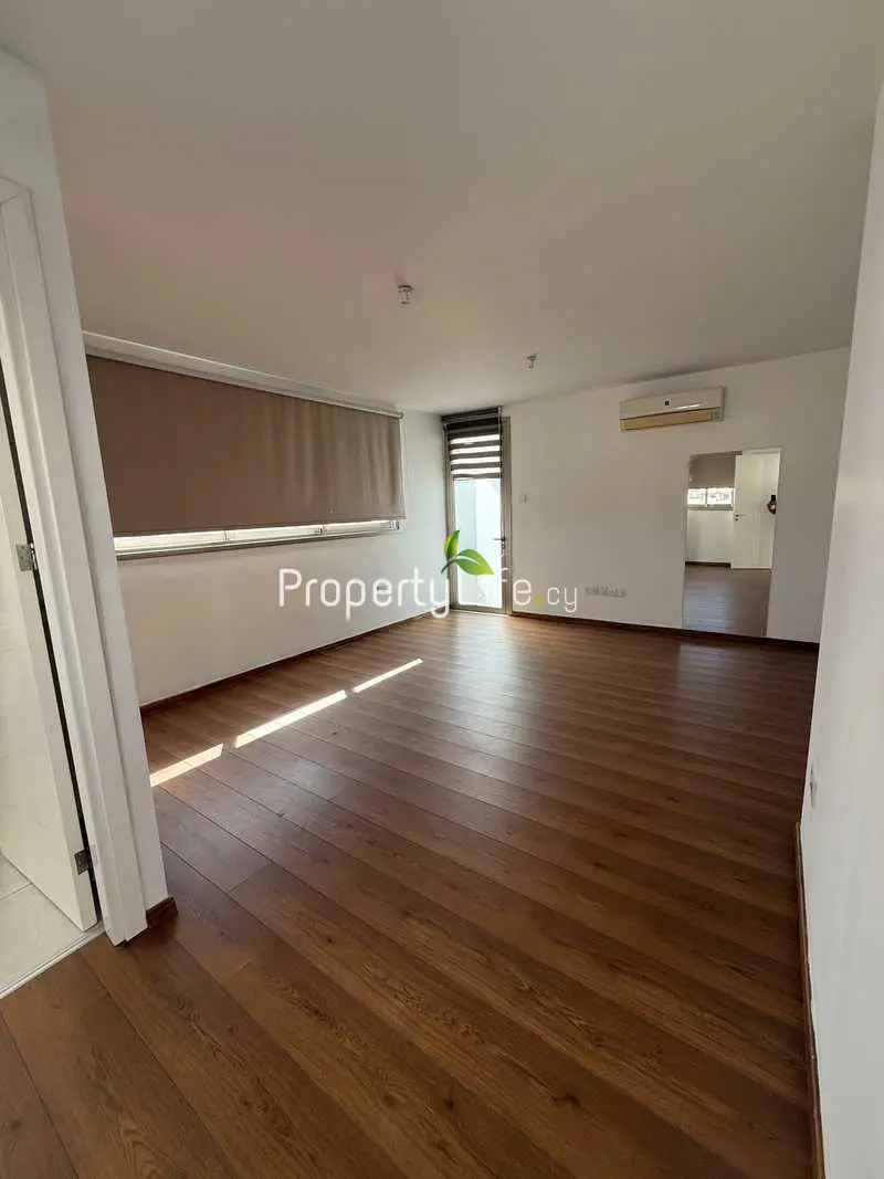 BEAUTIFUL 3 BEDROOM PENTHOUSE PRIME LOCATION LARNACA