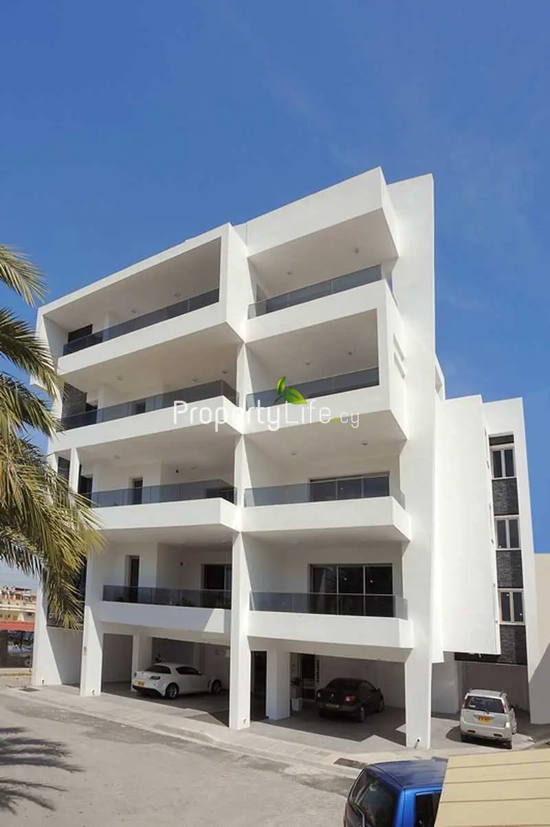BEAUTIFUL 3 BEDROOM PENTHOUSE PRIME LOCATION LARNACA