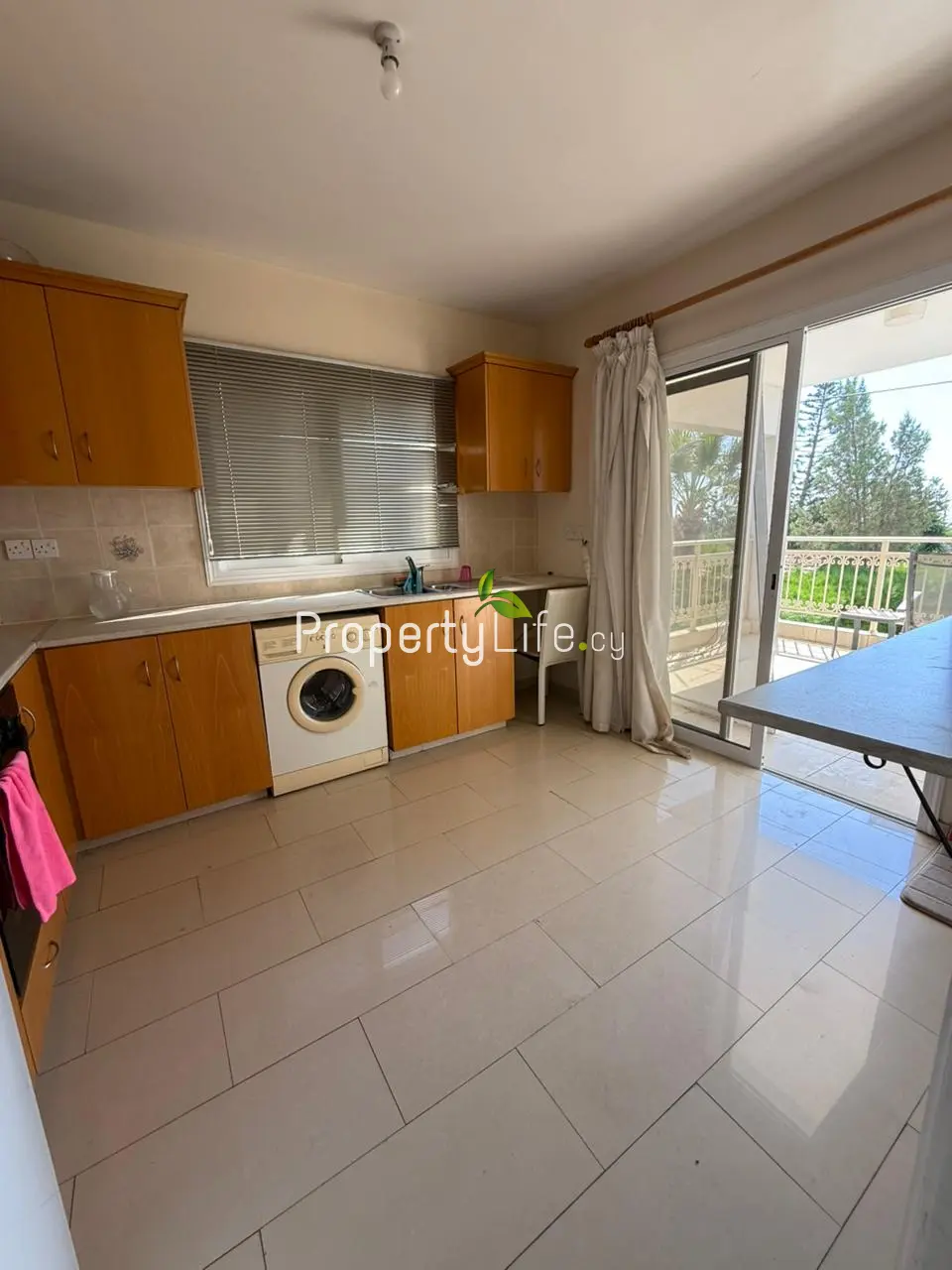 MACKENZIE 3 BEDROOM APARTMENT