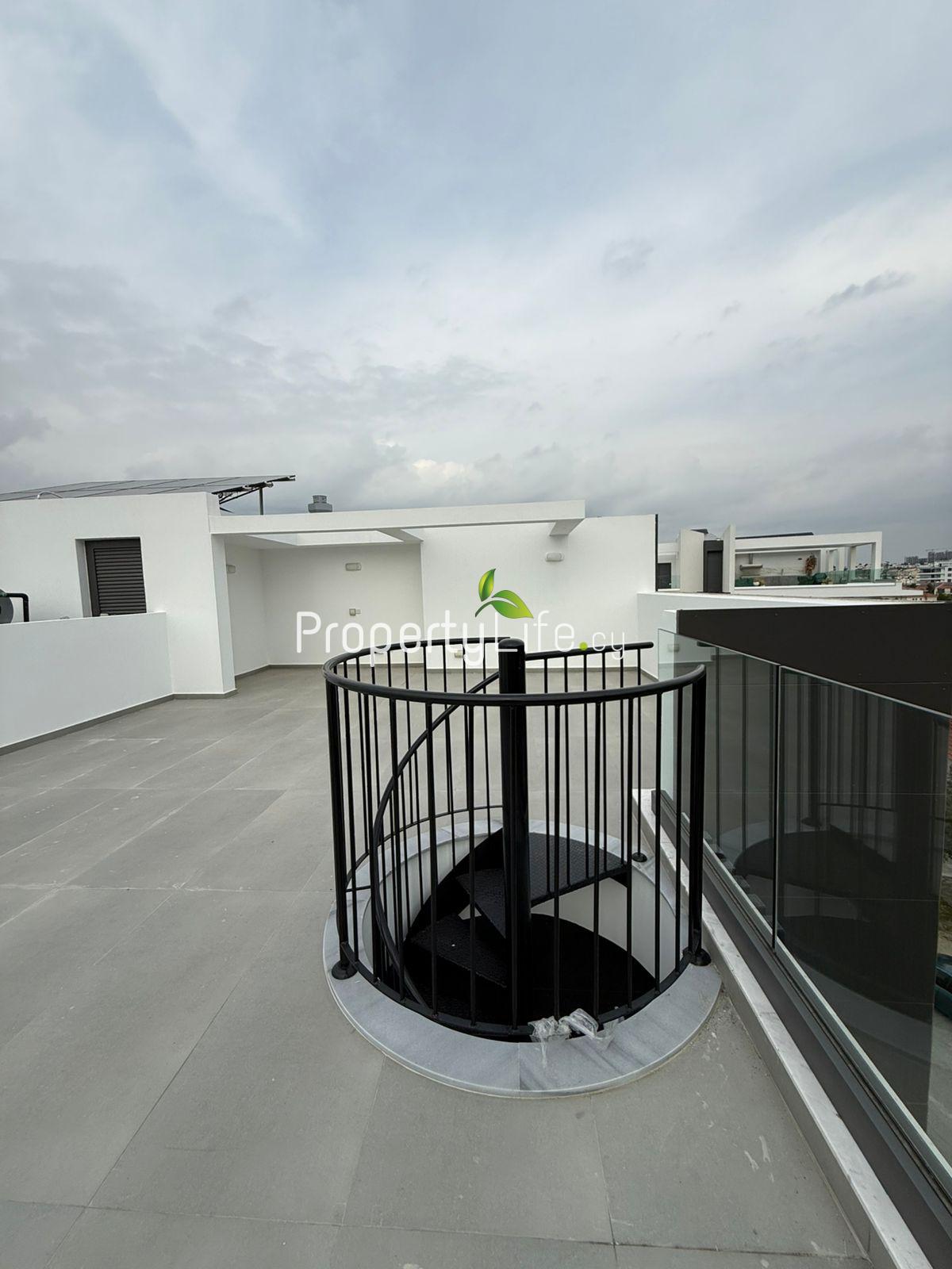 BRAND NEW 2 BEDROOM PENTHOUSE IN KAMARES LARNACA