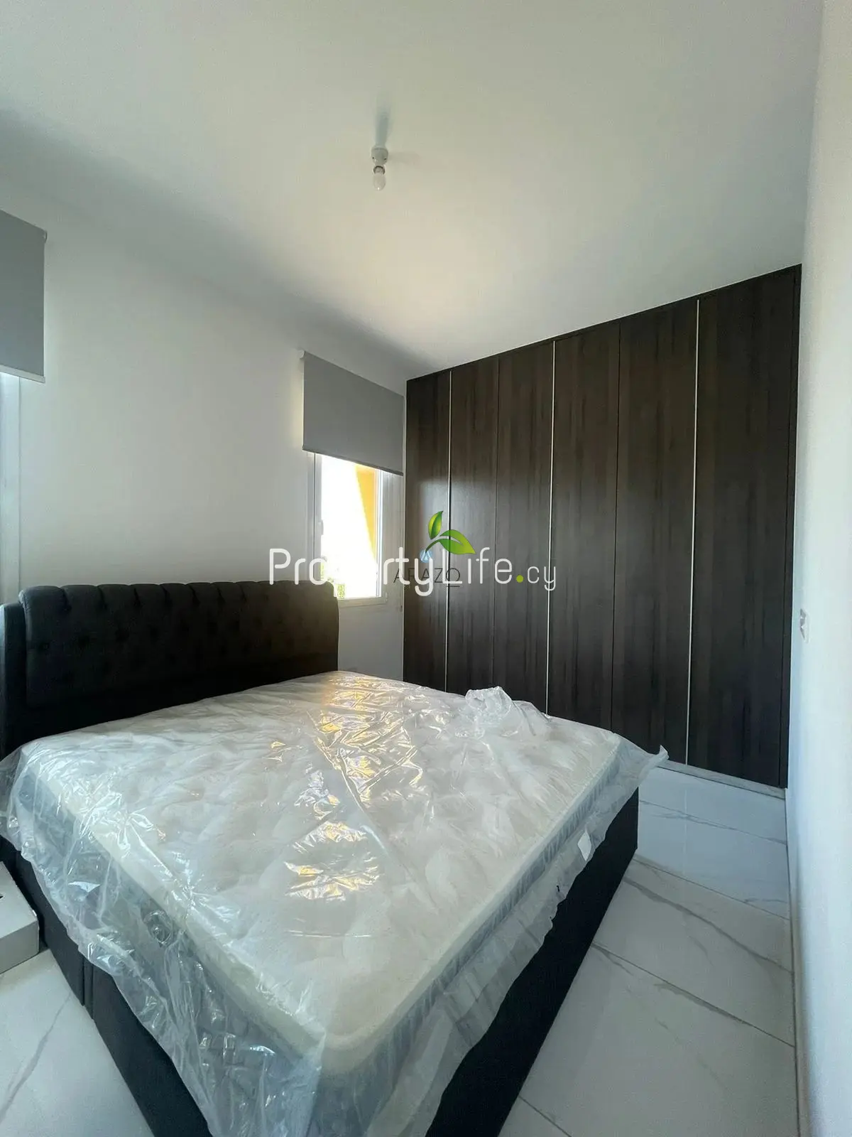 PENTHOUSE WITH ROOF GARDEN IN A MODERN 2 BEDROOM IN LIVADIA