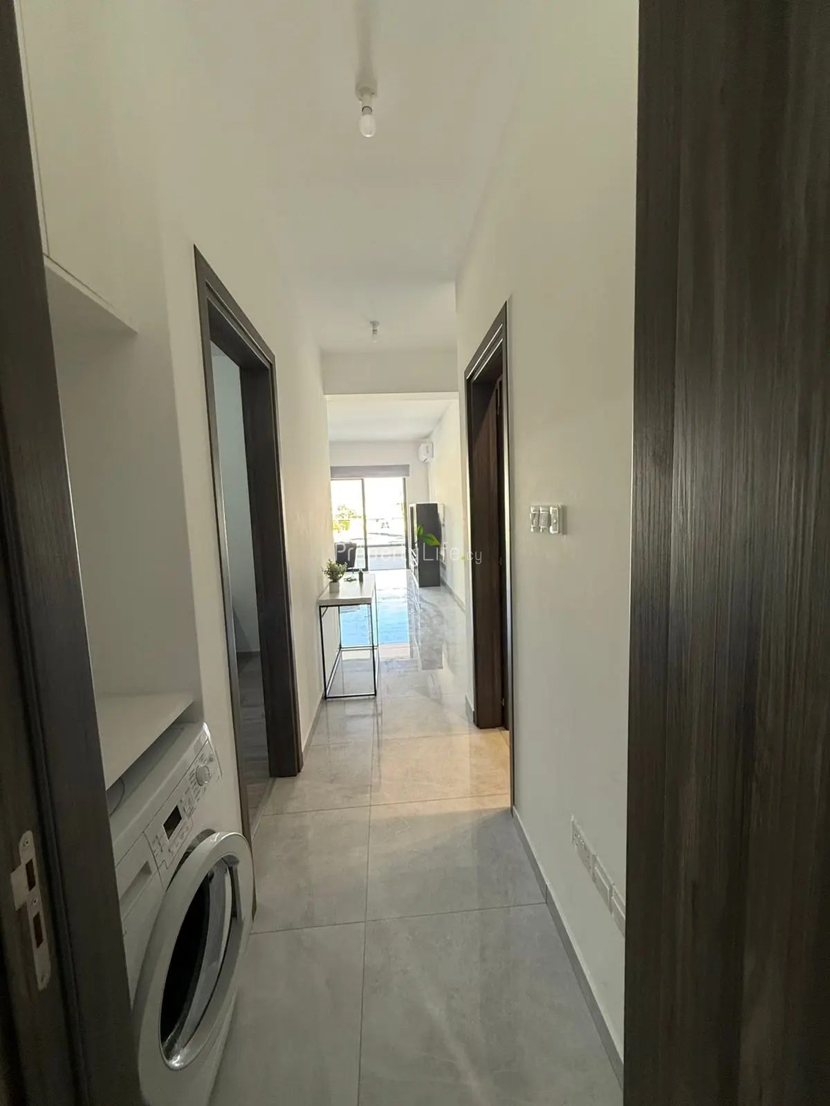 2 BEDROOM 2 BATHROOM APARTMENT - LE GREY 1