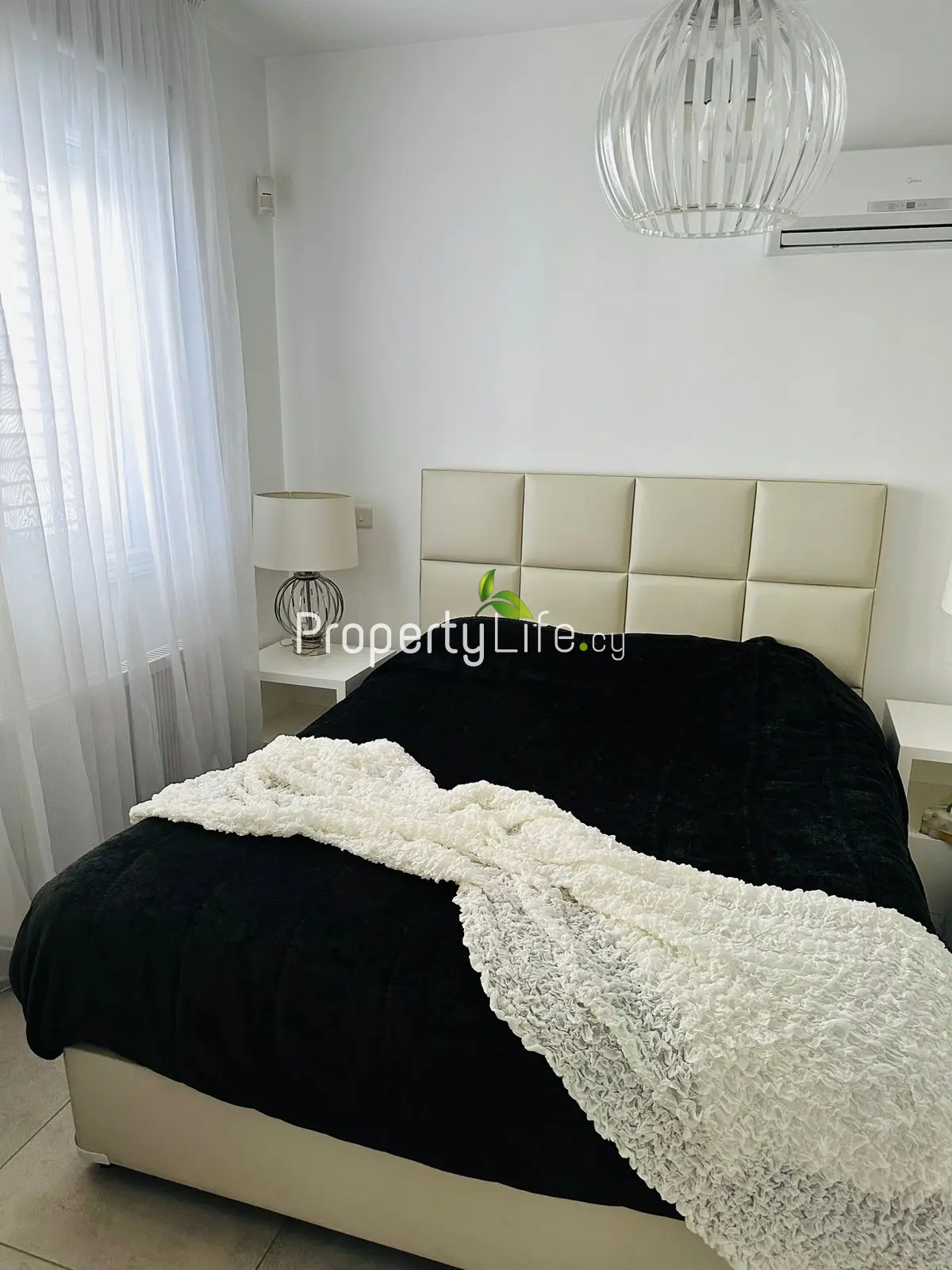 LUXURY 2 BEDROOM APARTMENT NEAR LARNACA PORT