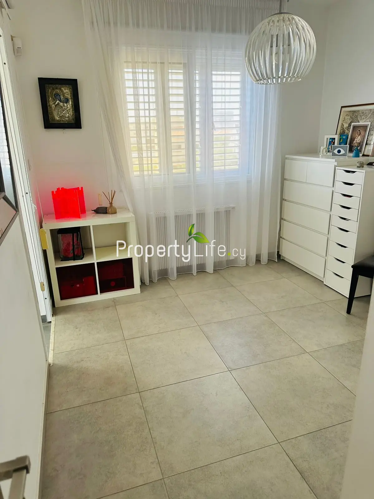 LUXURY 2 BEDROOM APARTMENT NEAR LARNACA PORT