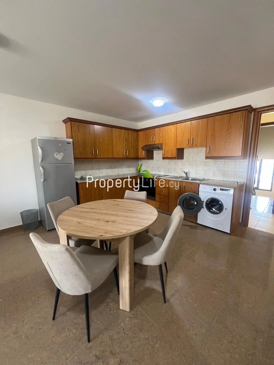 ASTONISHING 1 BEDROOM APARTMENT LIVADIA FOR RENT