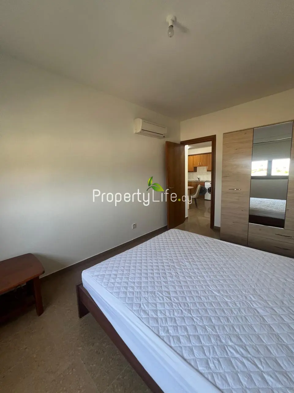 ASTONISHING 1 BEDROOM APARTMENT LIVADIA FOR RENT