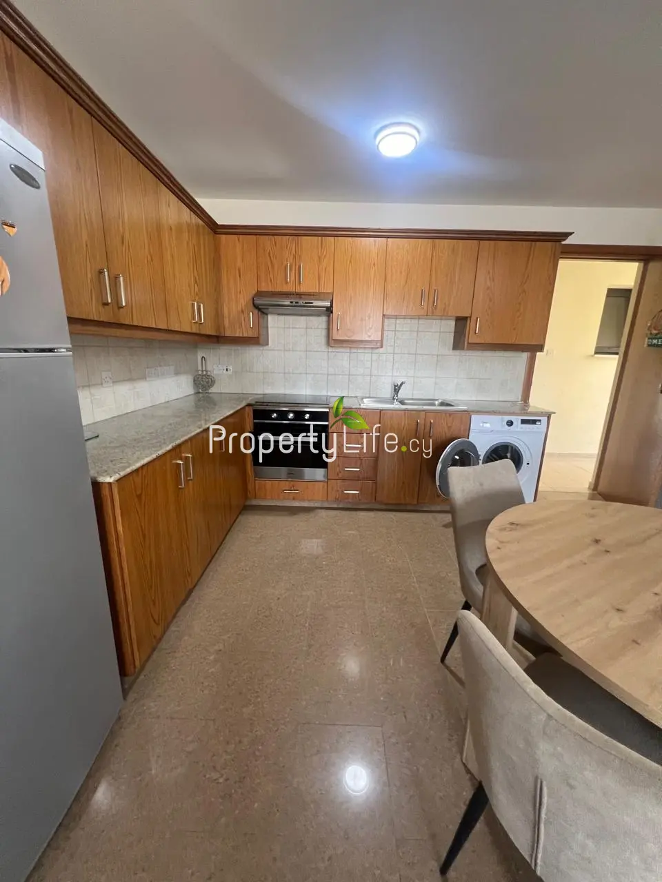 ASTONISHING 1 BEDROOM APARTMENT LIVADIA FOR RENT