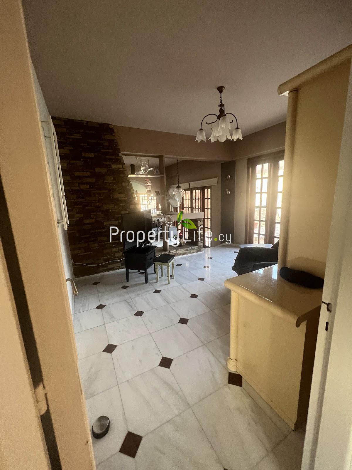 GOLDEN BAY VILLA FOR SALE