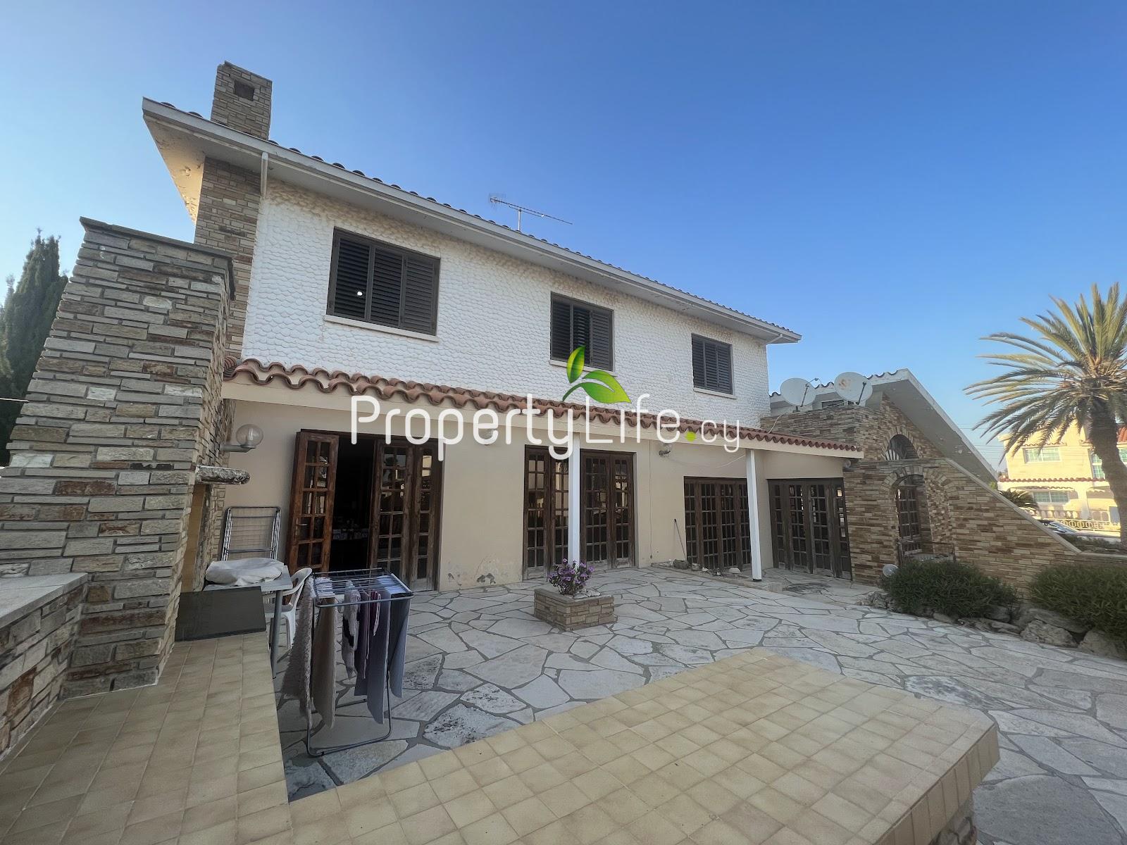 GOLDEN BAY VILLA FOR SALE