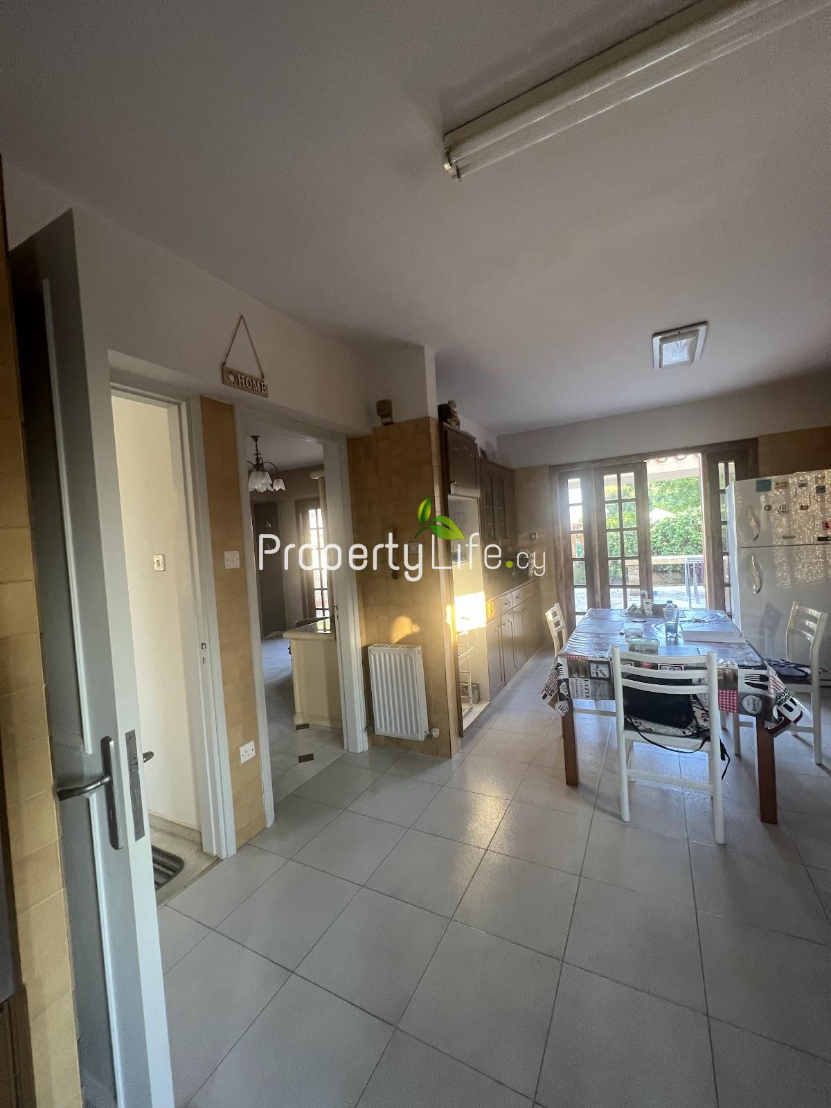 GOLDEN BAY VILLA FOR SALE