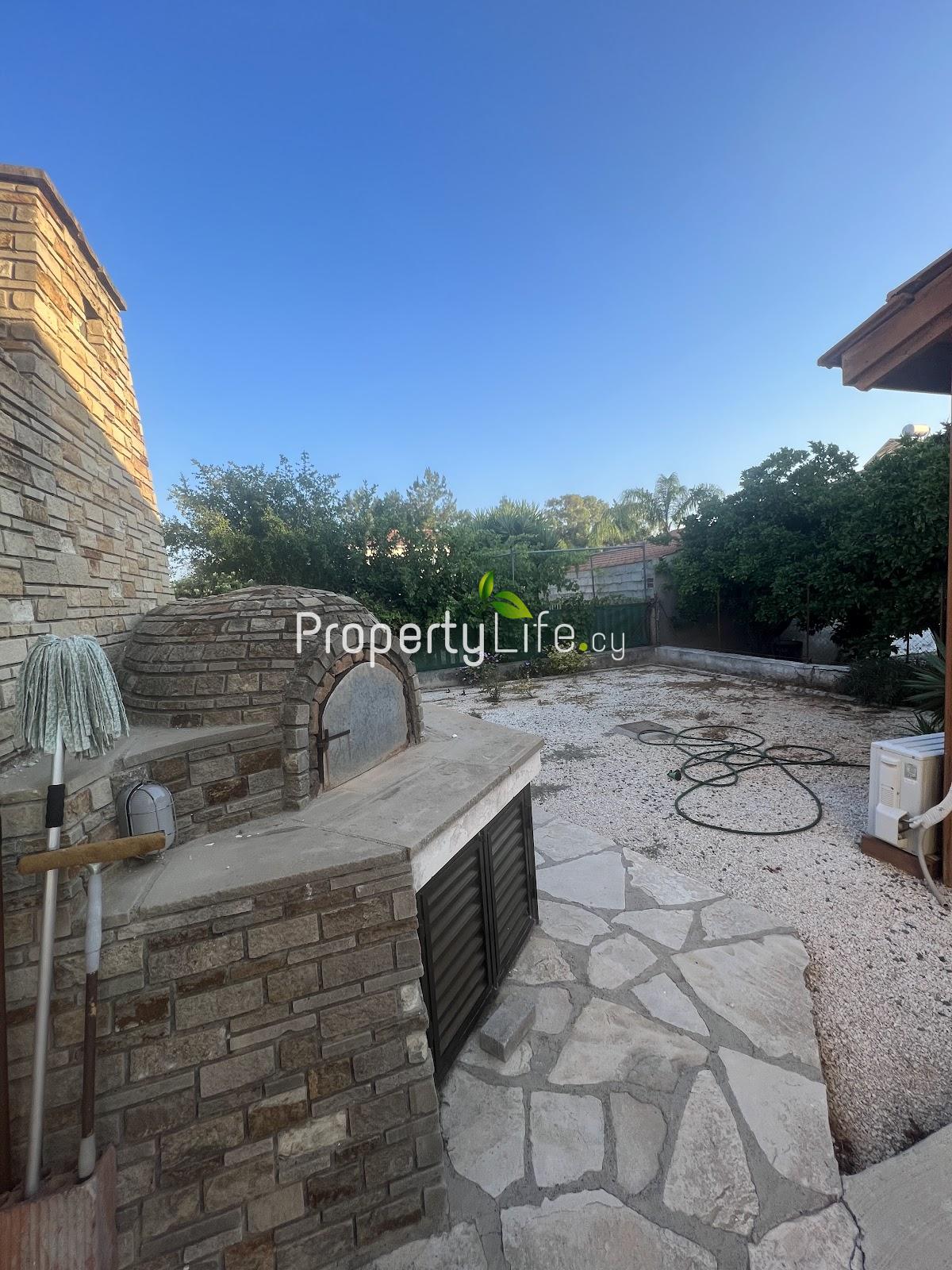 GOLDEN BAY VILLA FOR SALE