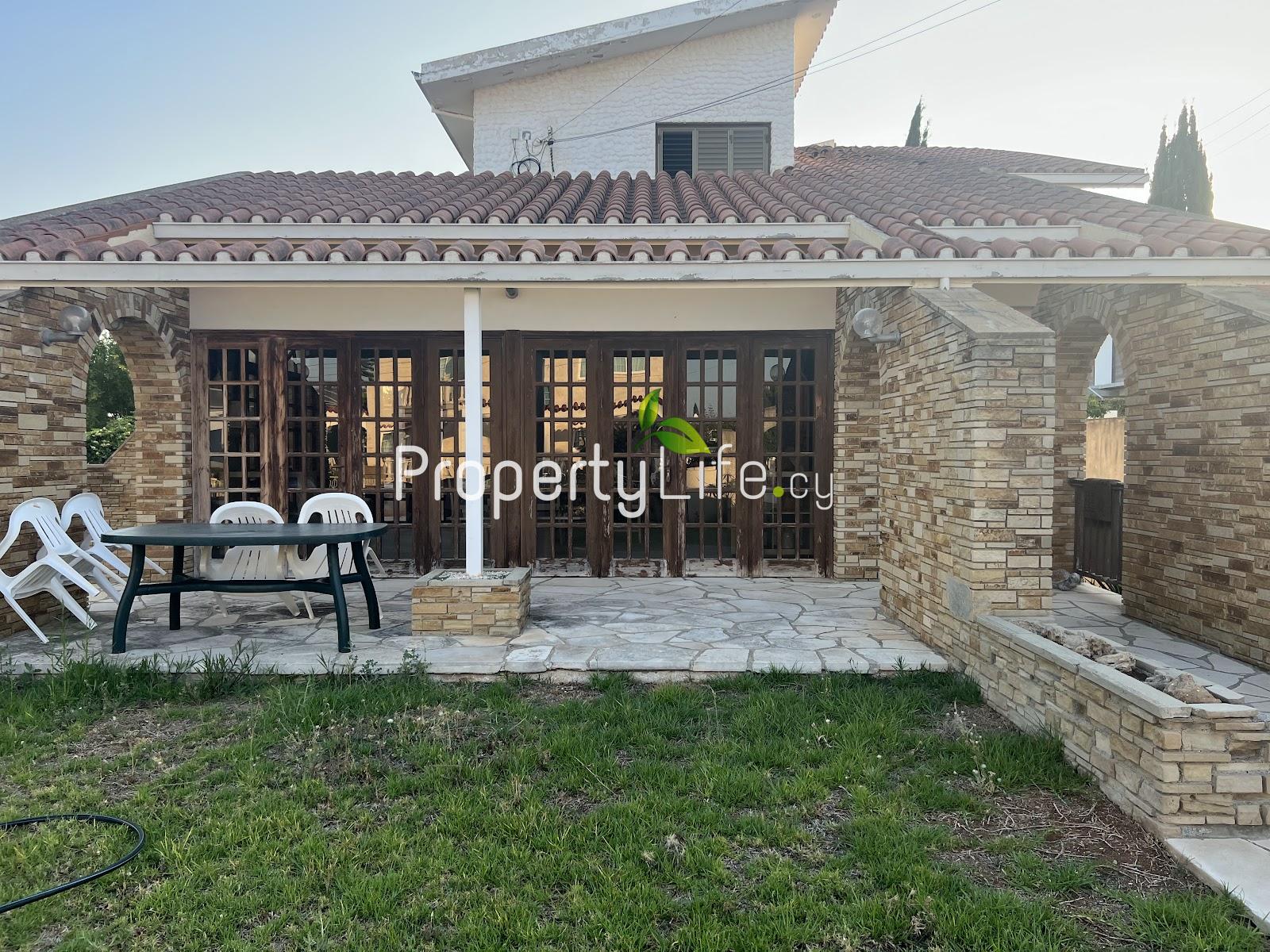 GOLDEN BAY VILLA FOR SALE