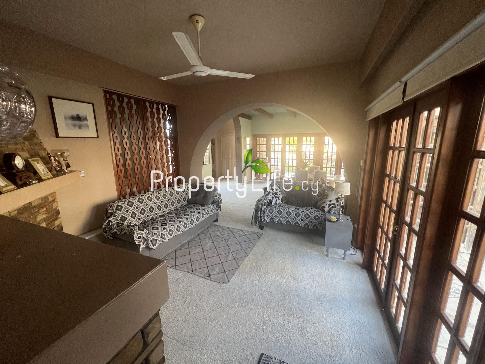 GOLDEN BAY VILLA FOR SALE