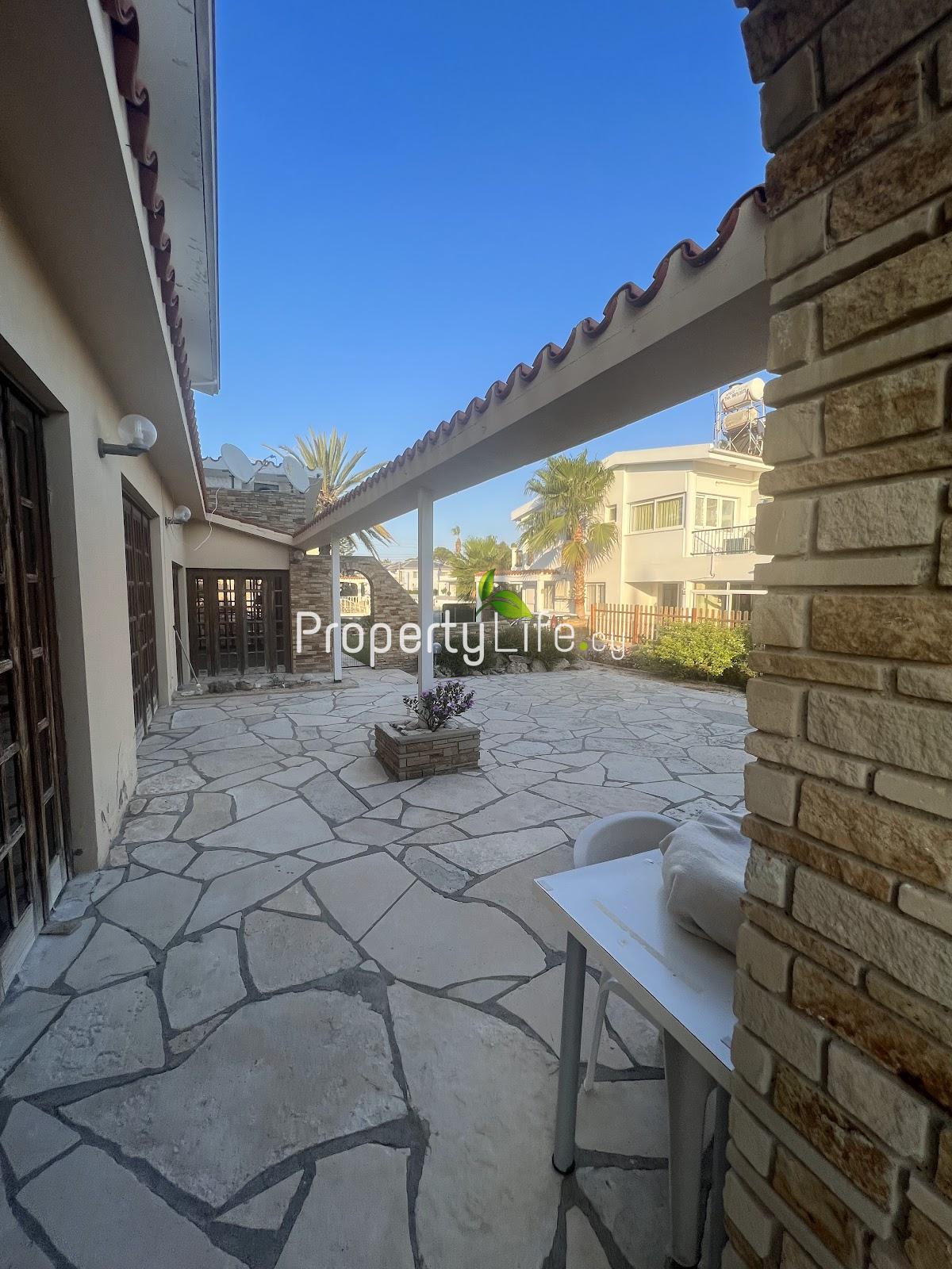 GOLDEN BAY VILLA FOR SALE