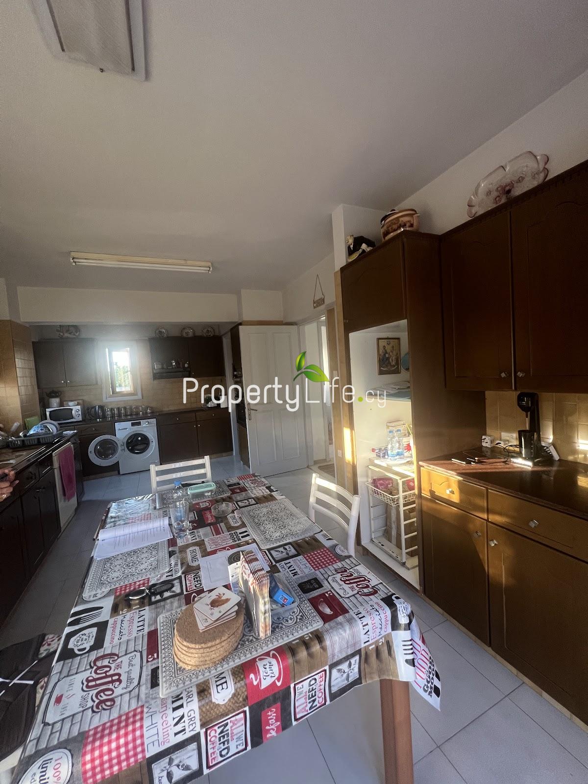 GOLDEN BAY VILLA FOR SALE