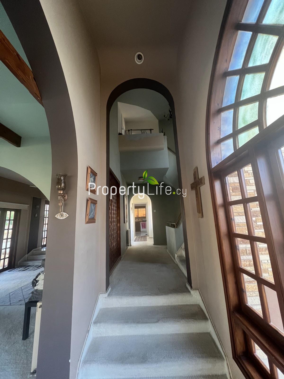 GOLDEN BAY VILLA FOR SALE