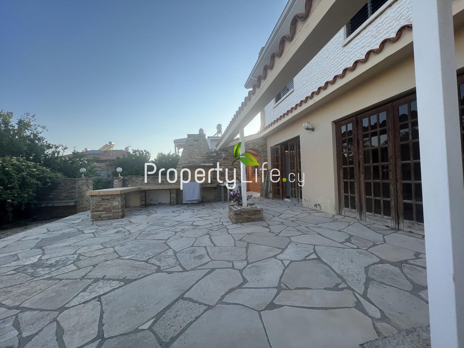 GOLDEN BAY VILLA FOR SALE