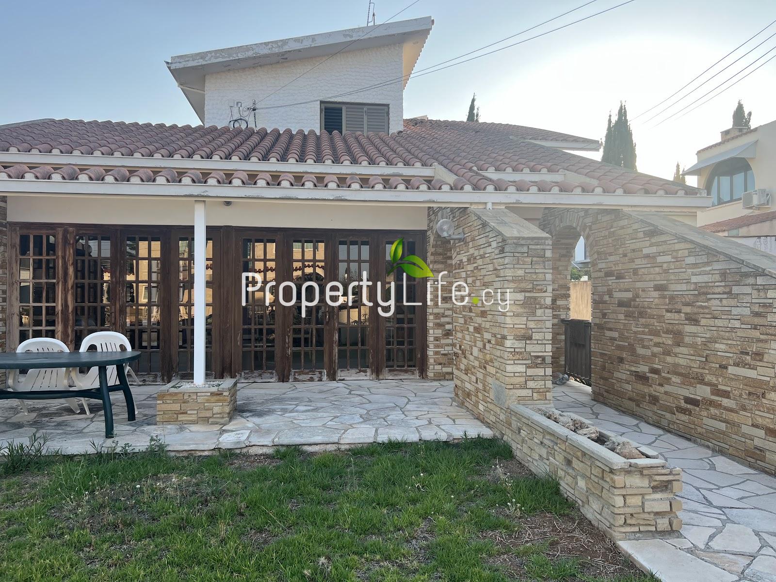 GOLDEN BAY VILLA FOR SALE