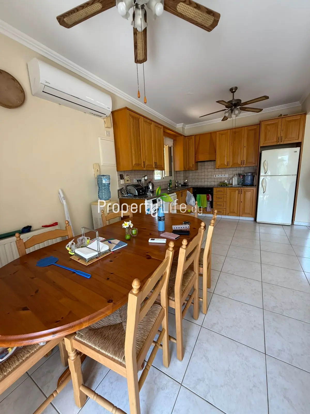 BEACH HOUSE WITH 3 BEDROOMS IN PERVOLIA